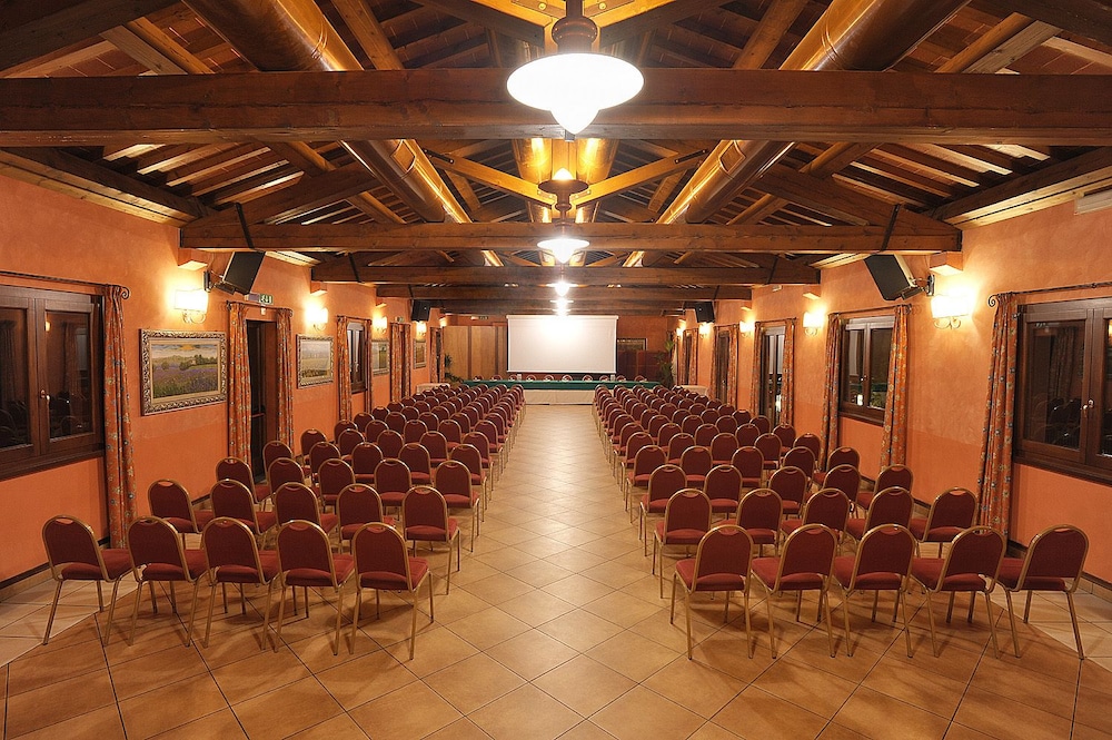 Hotel Lago Verde 38/45
