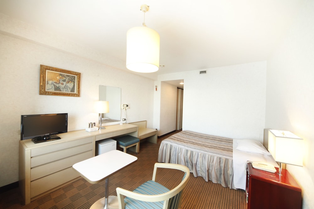 NARITA AIRPORT REST HOUSE 22/28