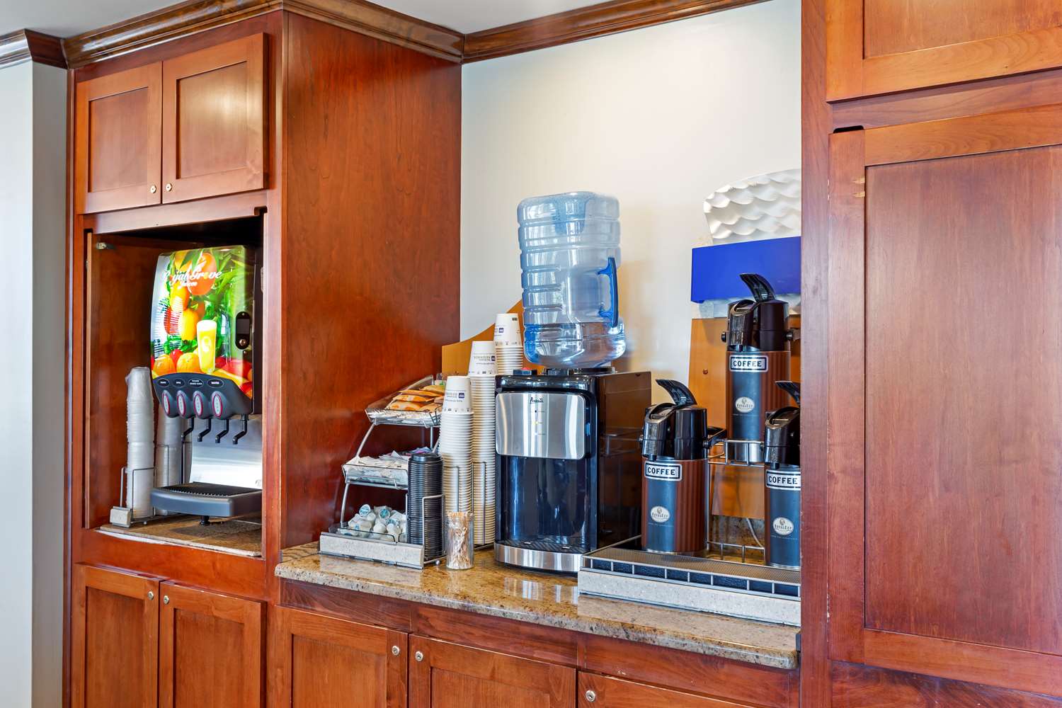 Best Western Plus South Hill Inn 10/22