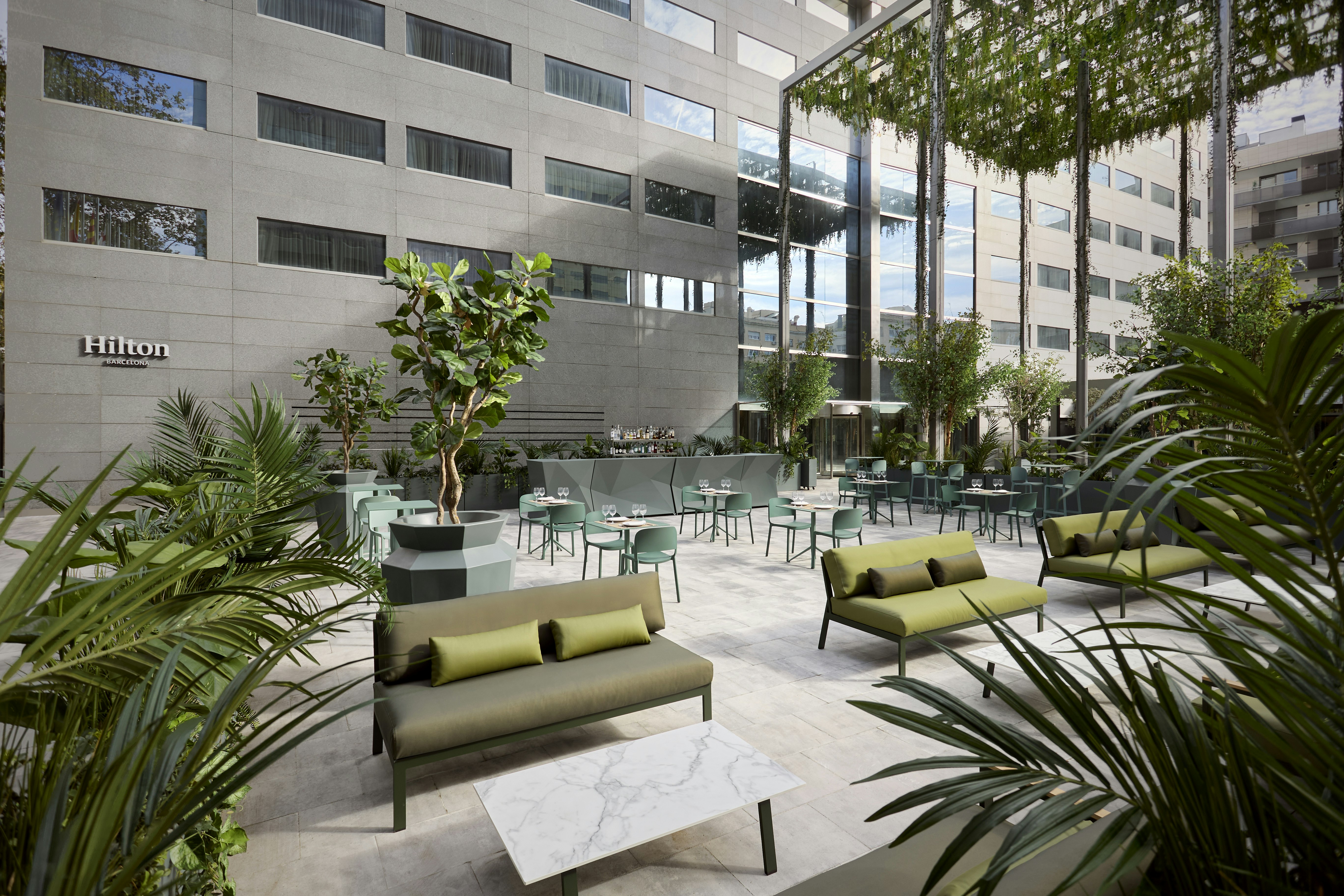 Hilton Barcelona 75/77
