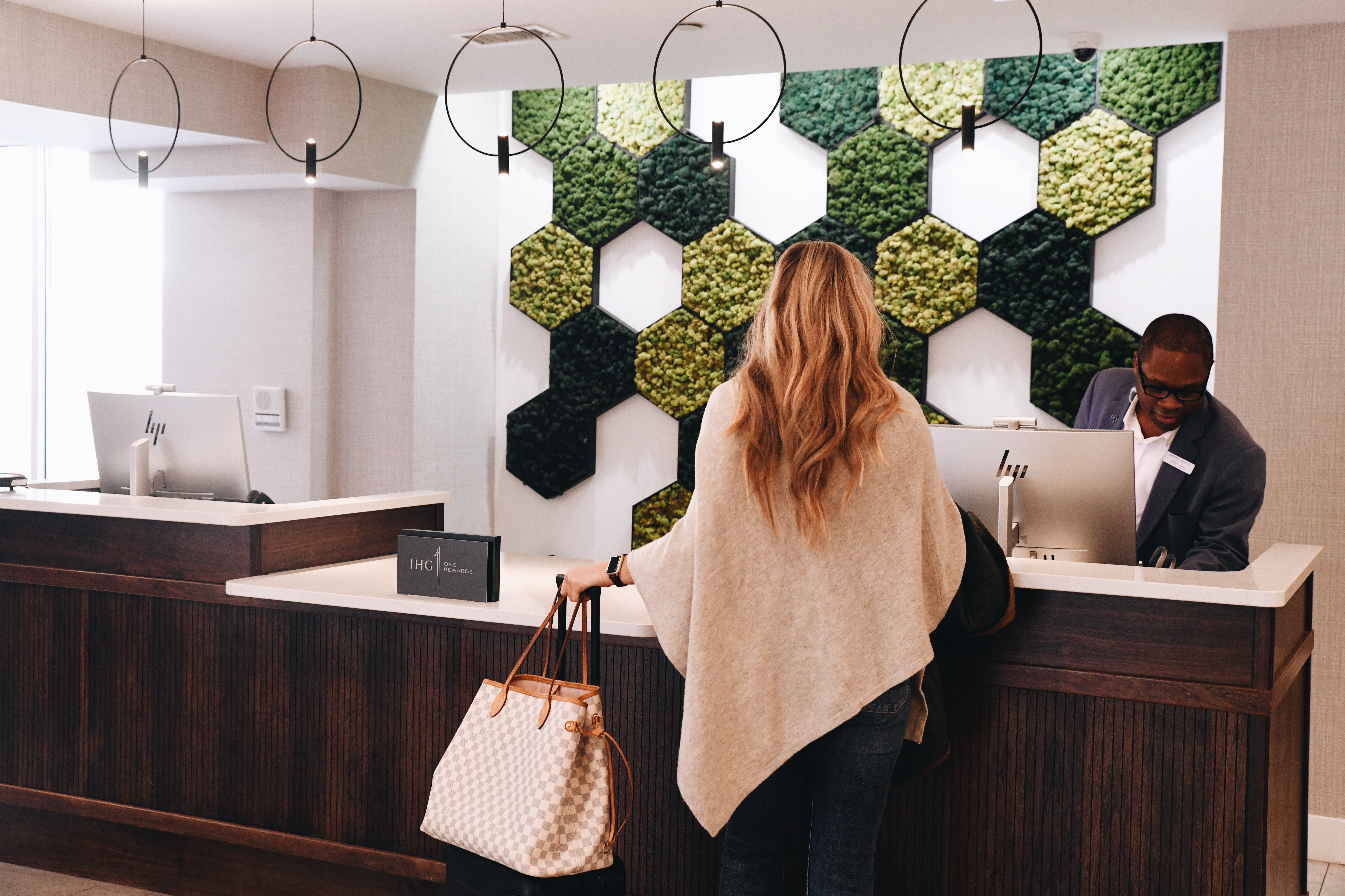 Holiday Inn Express St Louis Central West End 9/42
