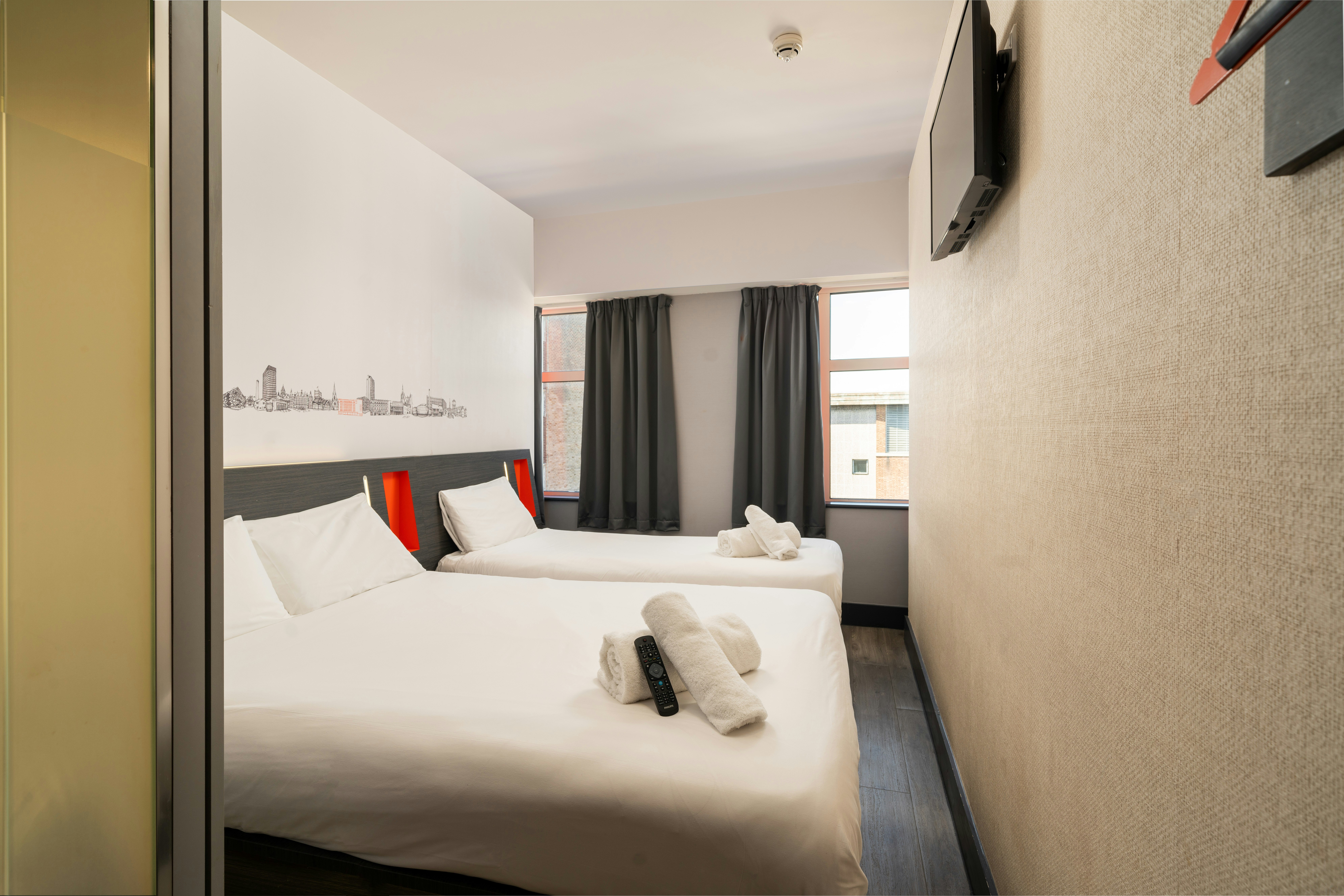 easyHotel Sheffield City Centre 3/9