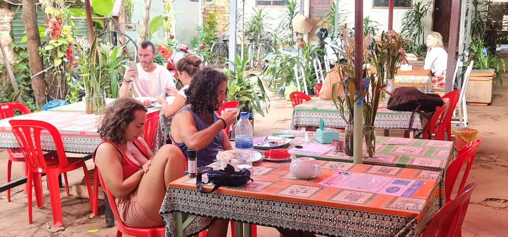 Relax And Resort Angkor Guesthouse 21/34