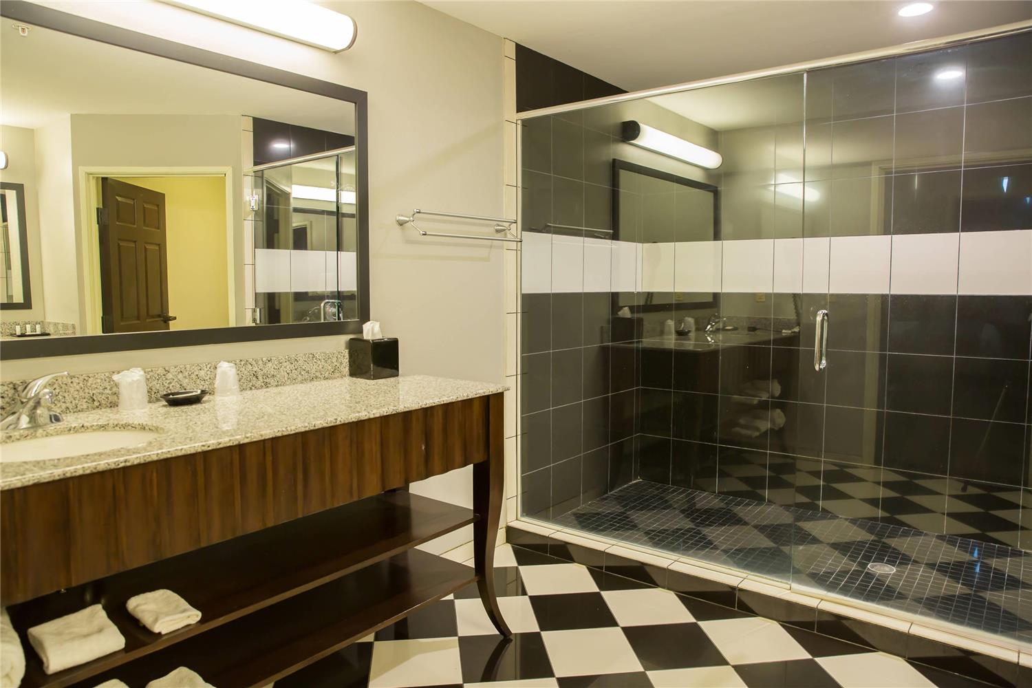 Evangeline Downs Hotel Ascend Hotel Collection 41/41