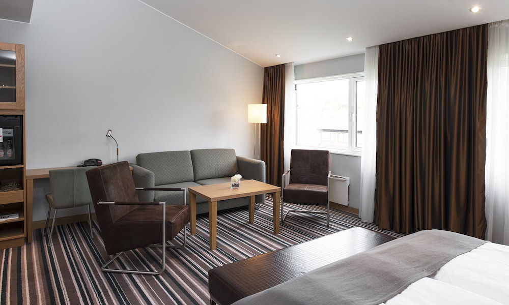 Thon Hotel Asker 51/83