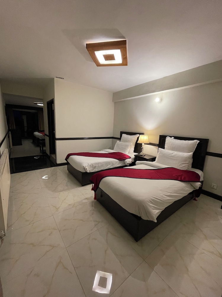 Shangrila Hotel & Resort Changla Gali 29/57