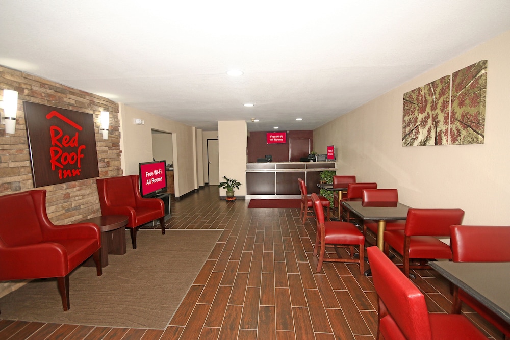 Red Roof Inn Hillsville 39/53