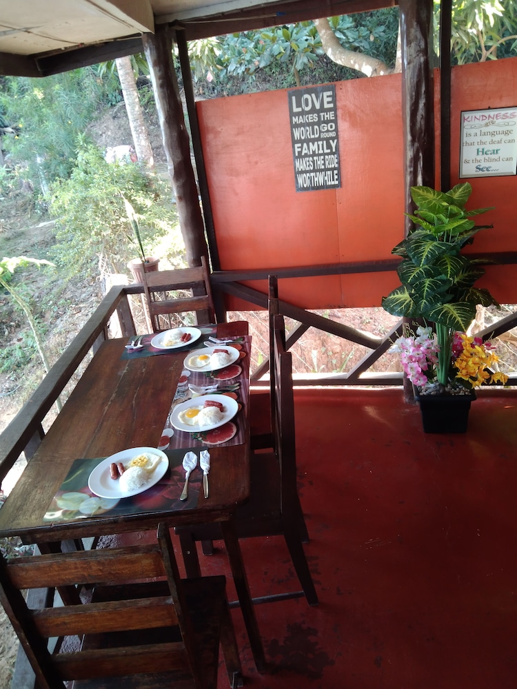 El Nido Corner Pension And Restaurant 42/50