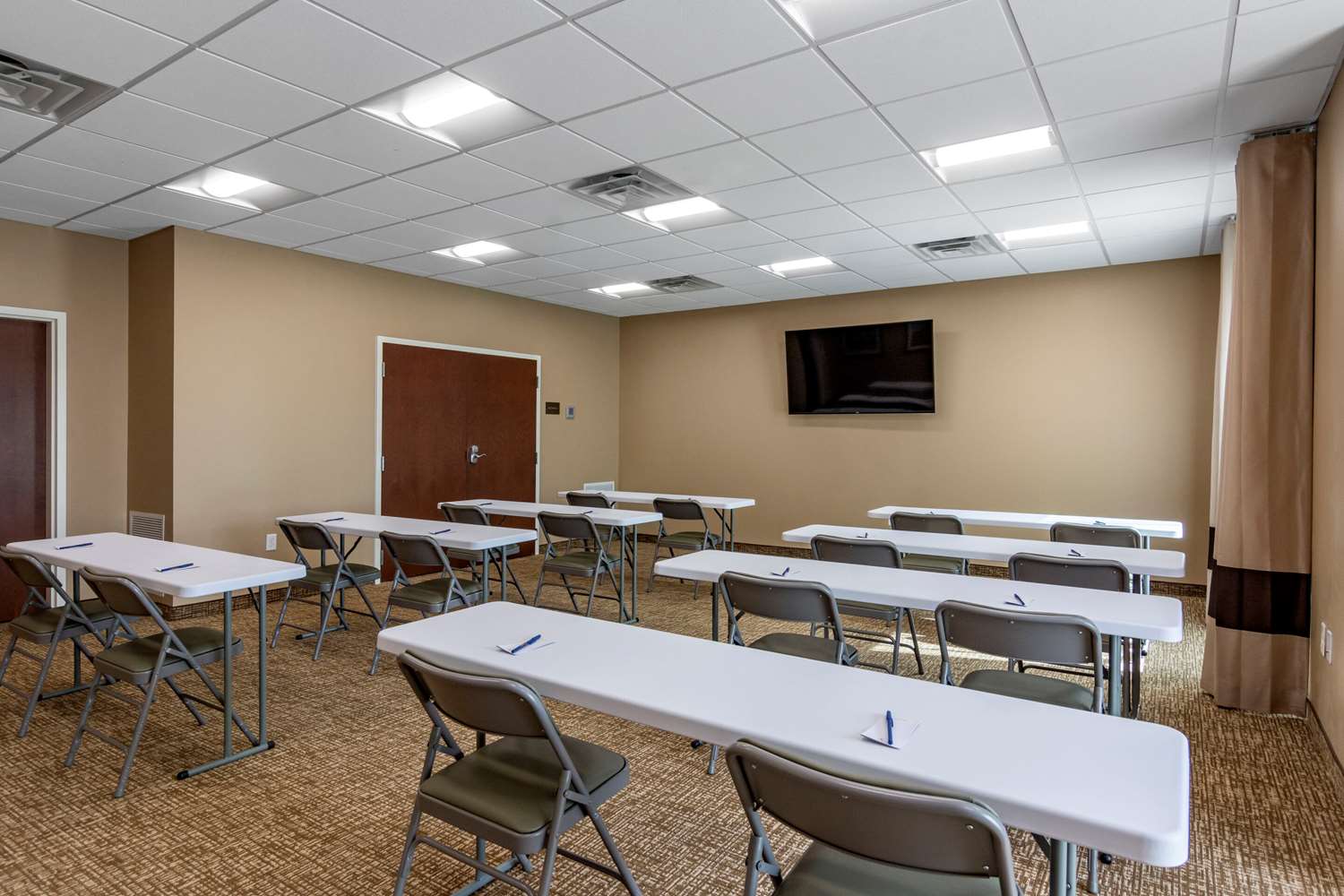 Comfort Inn & Suites Charlottesville Hollymead Town Center 10/13