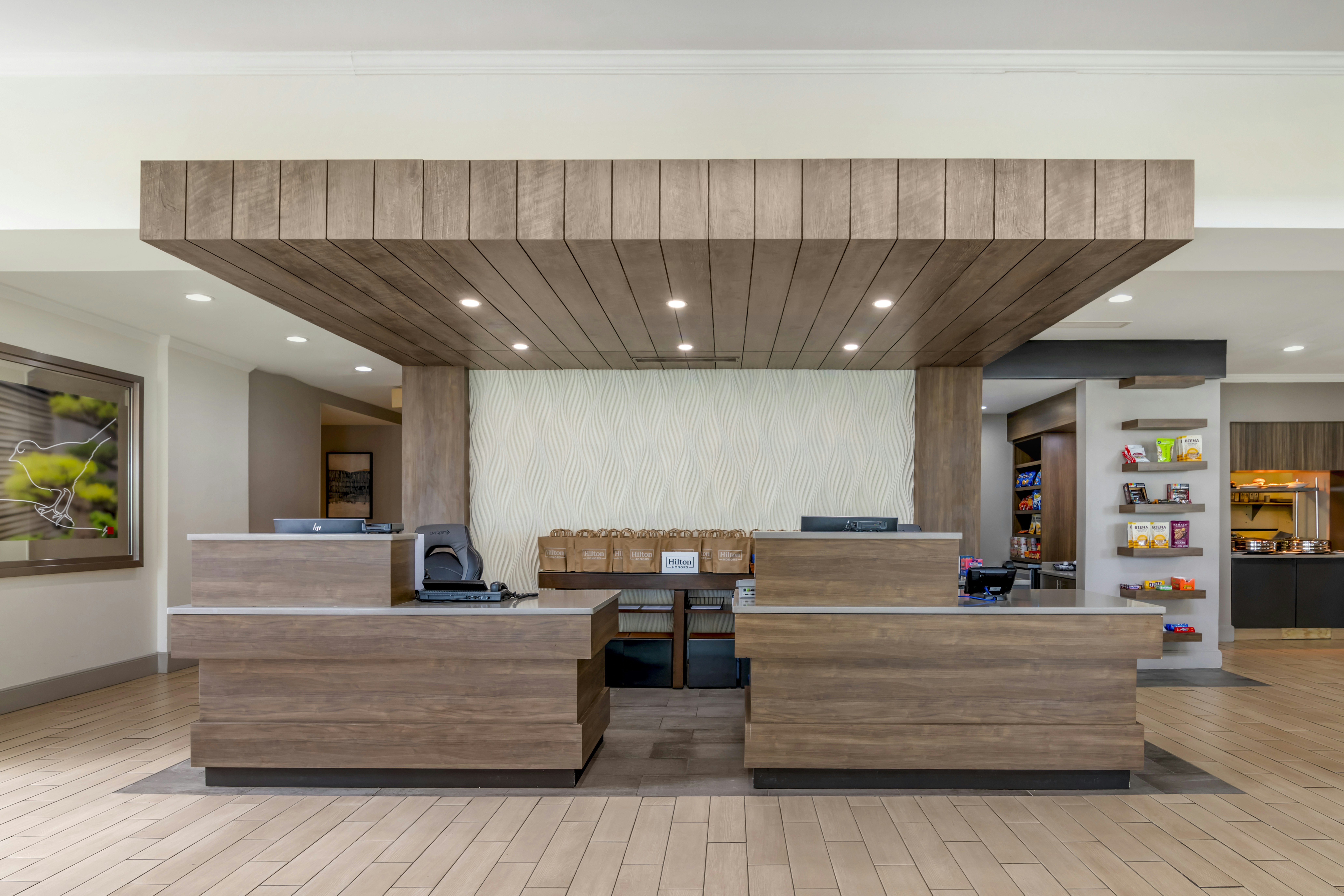 Hilton Garden Inn Portland Airport, ME 5/44