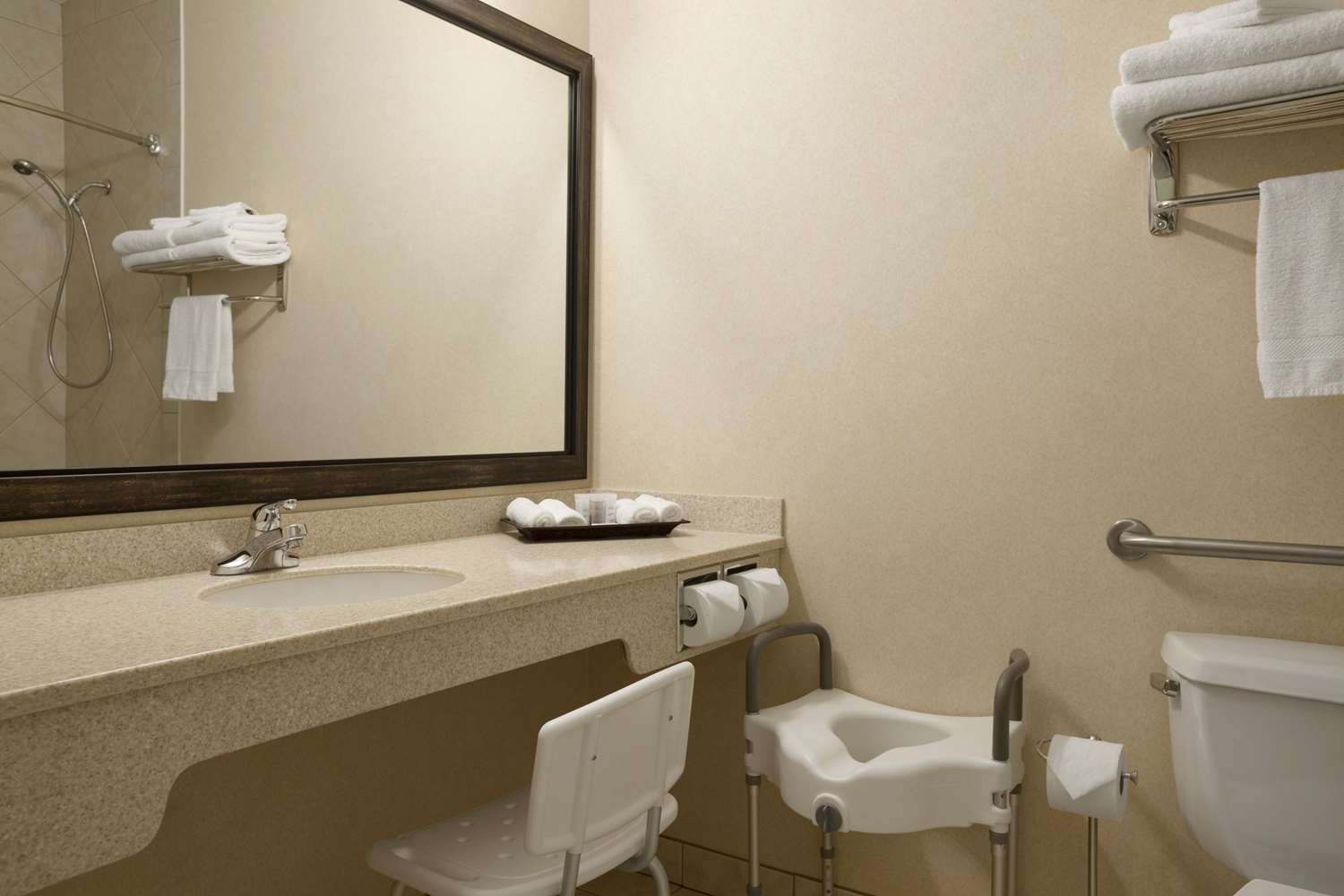 Travelodge by Wyndham Strathmore 22/22