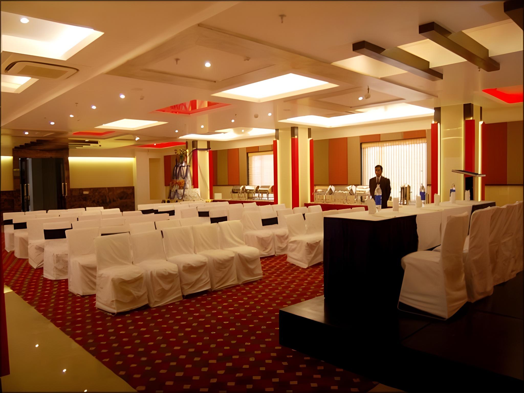 Hotel Royale Ambience 5/32