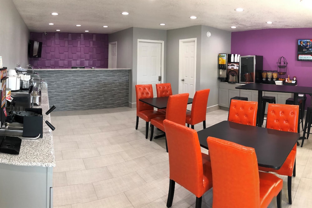 SUPER 8 BY WYNDHAM SONORA 6/6