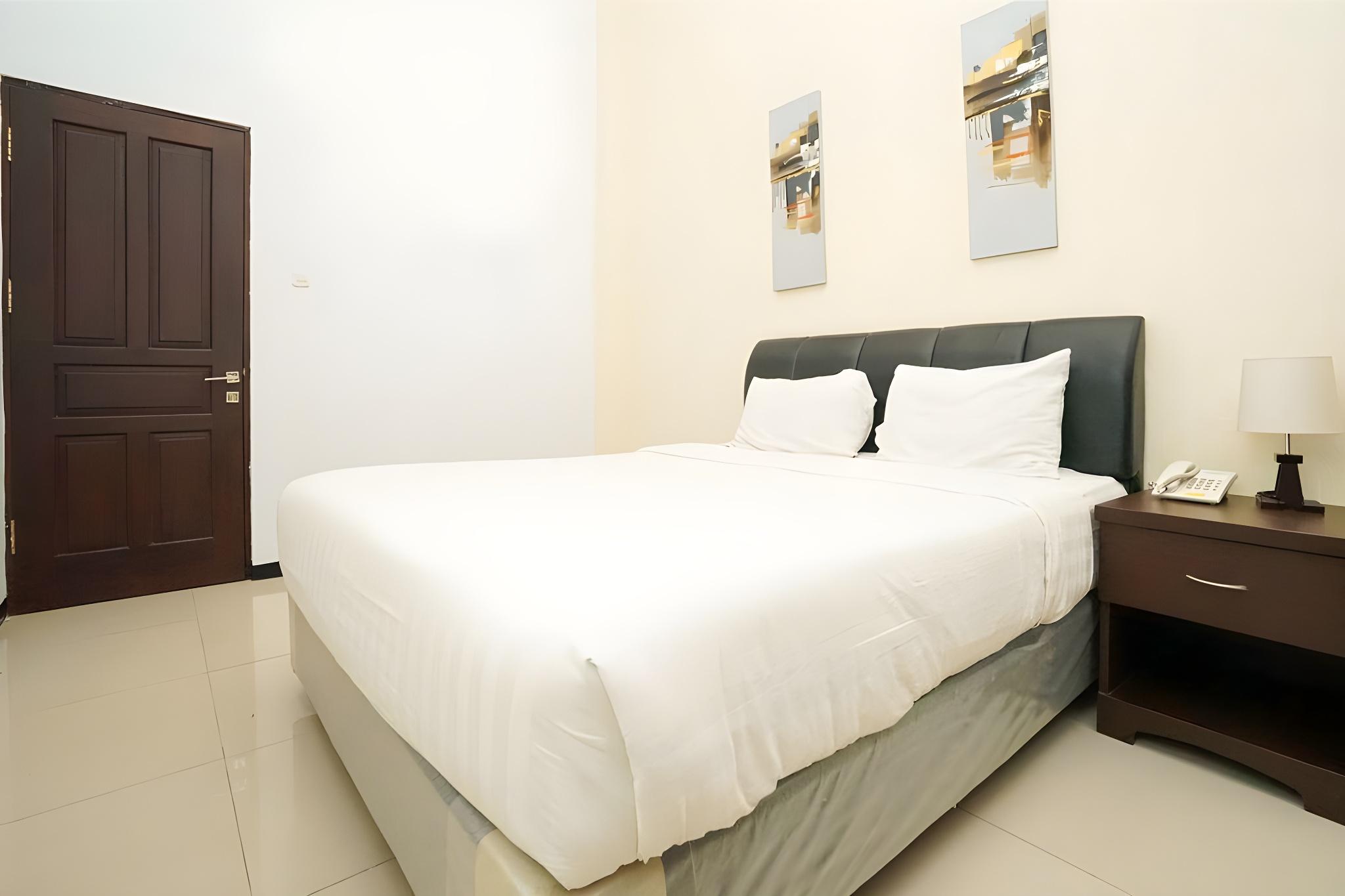 Oyo 282 Putri Utari Guest House 9/31