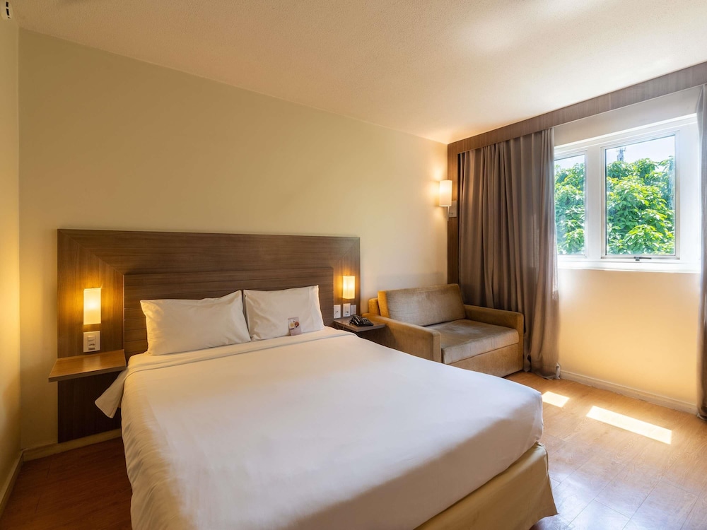 غرفة سوبيريور بسرير مزدوج مع أريكة، Novotel Manaus 2/10