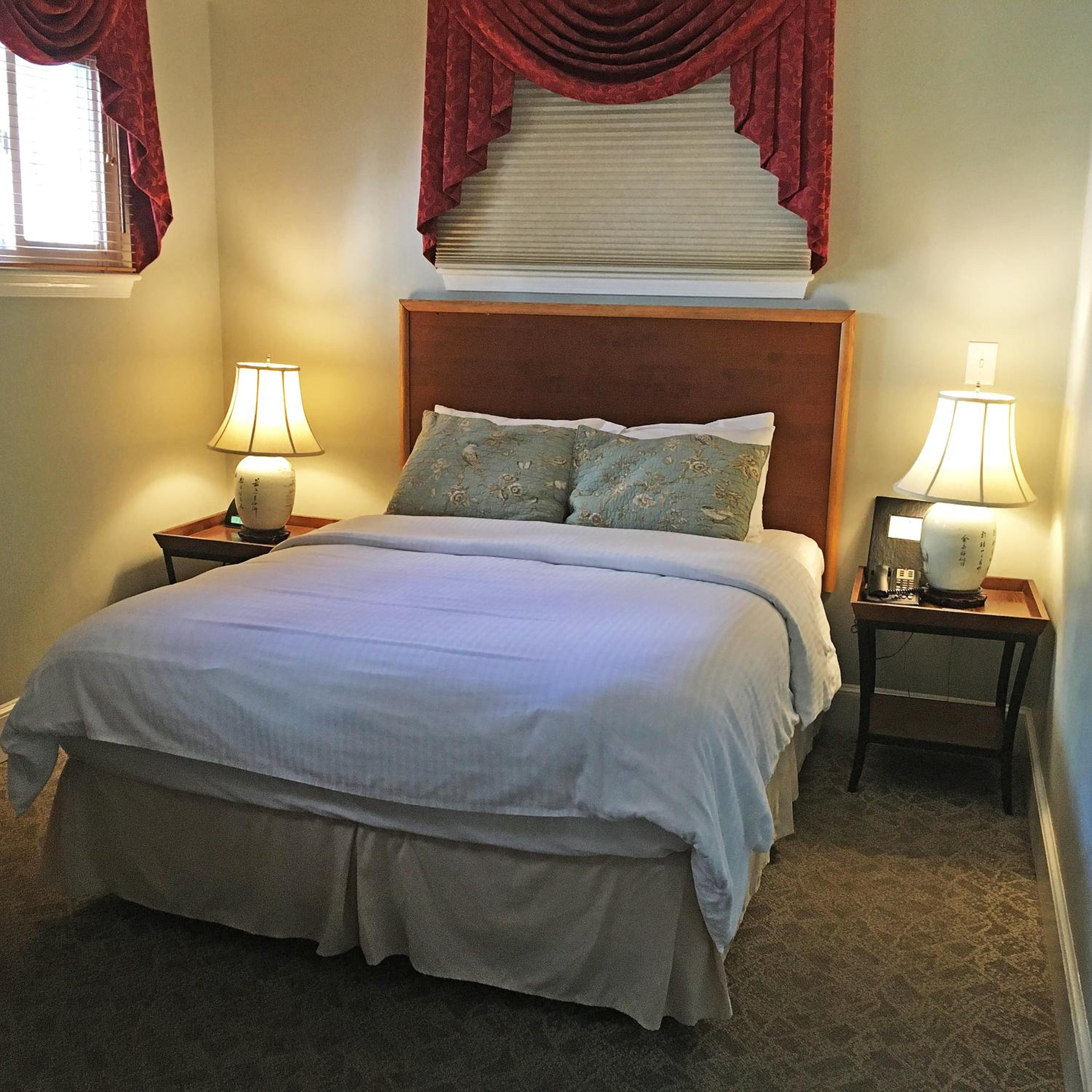 Extended, Suite, Large
