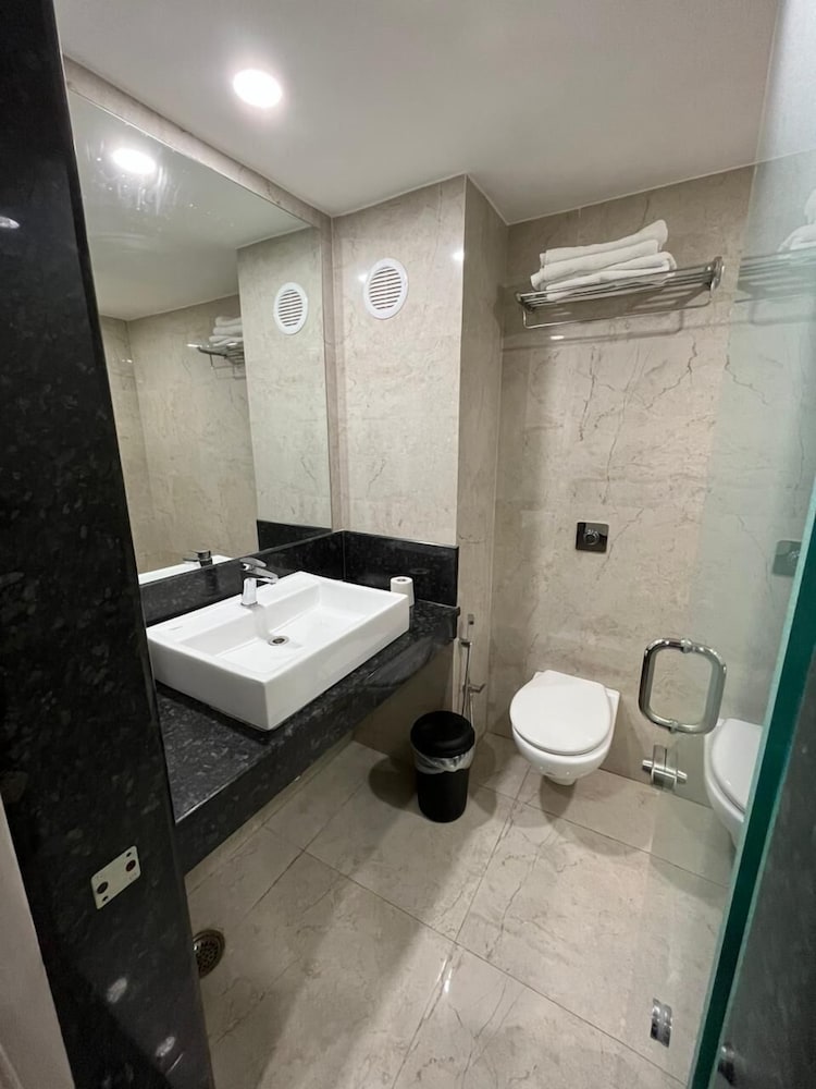 HOTEL RESIDENCY 45/47