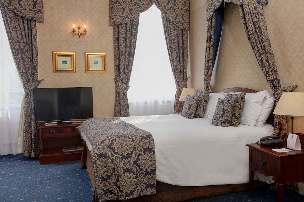 Best Western Forest & Vale Hotel 6/47