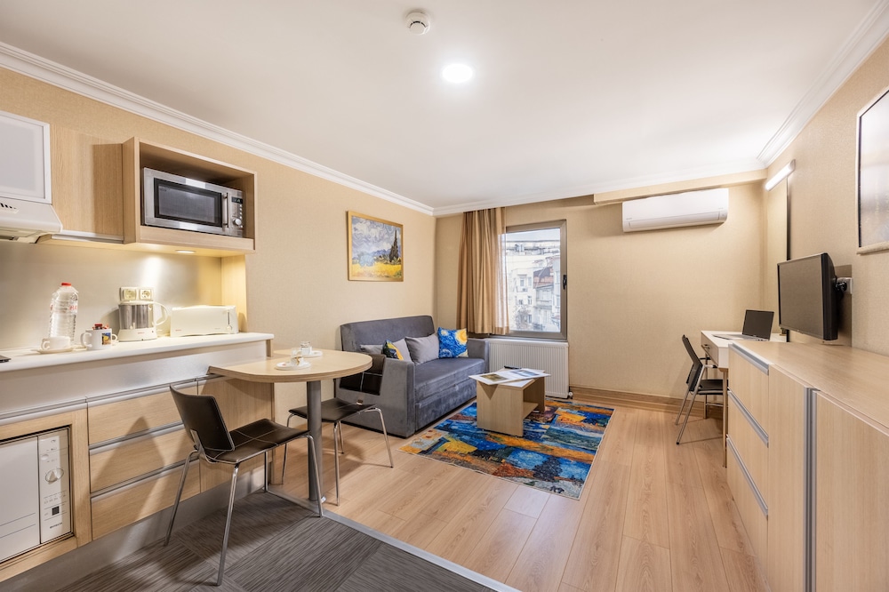 Gallery Residence And Boutique Hotel 41/72