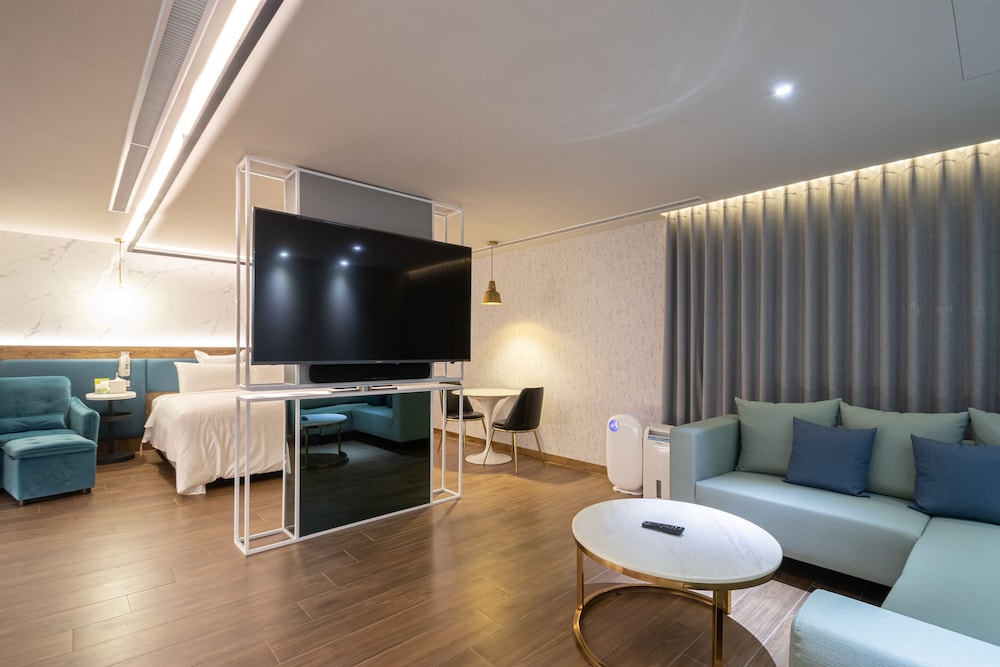 168 Motel Zhongli 2 34/54