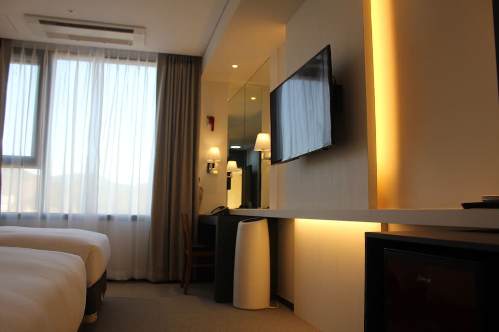 Artnouveau Suite Hotel 26/48