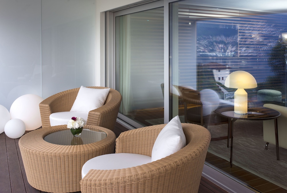 THE VIEW LUGANO 48/83