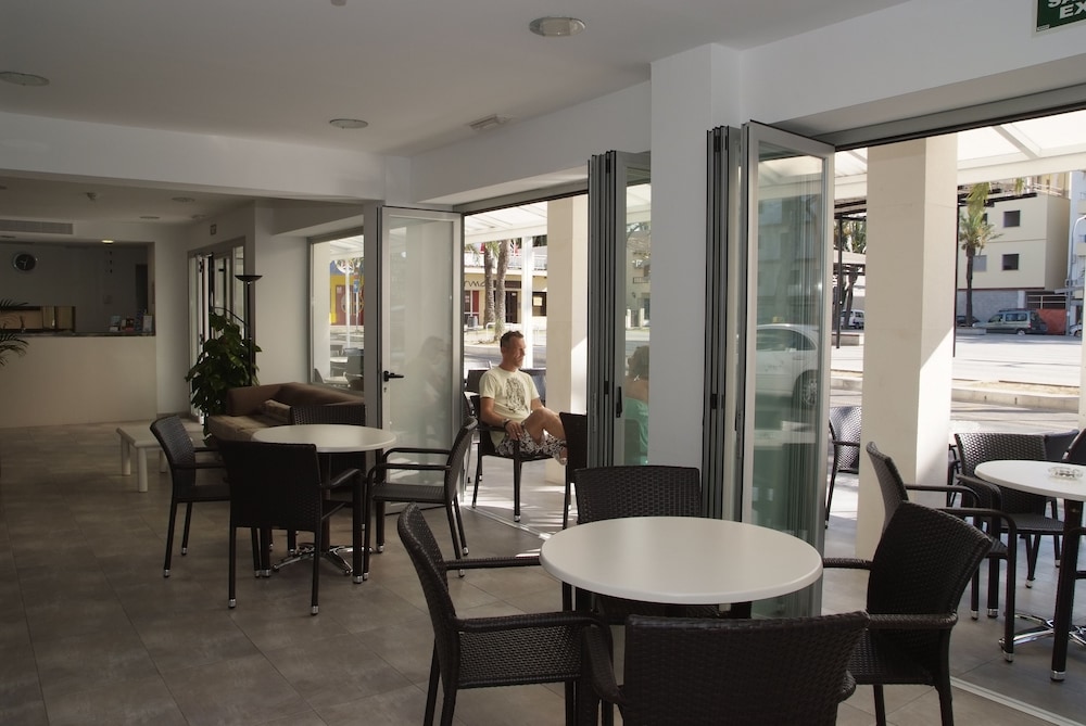 Hotel Gami Adults Only 39/53