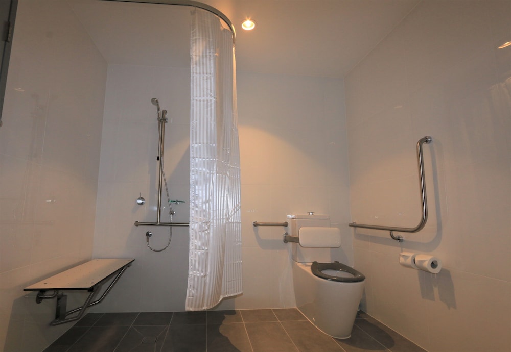 Rydges Gold Coast Airport 30/33