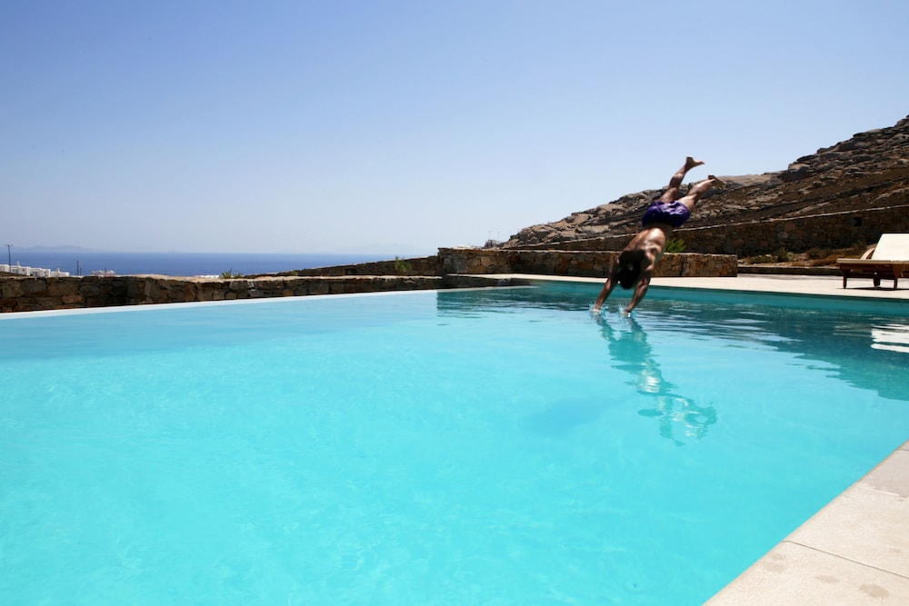 NIRIIDES LUXURY HOMES 20/50