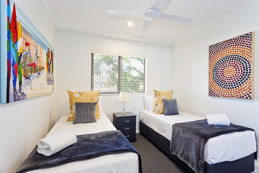 OFFSHORE NOOSA RESORT 21/78