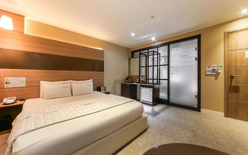 Two Heart Hotel Gimhae 9/55