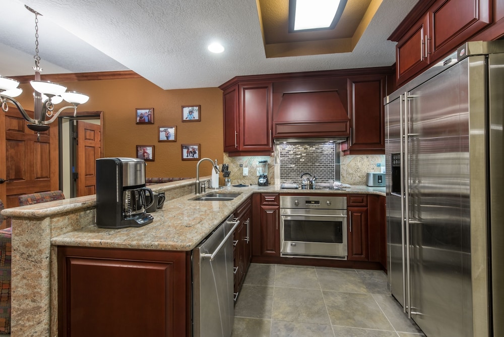 Canyons Village Condos By All Seasons Resort Lodging 58/66