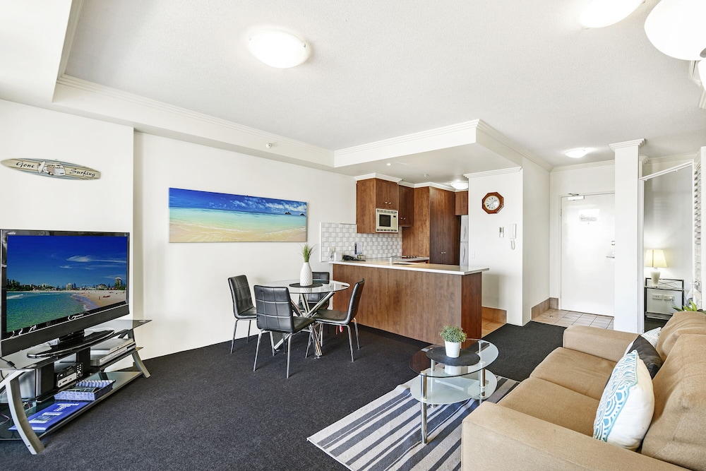 Crystal Bay On The Broadwater 69/79