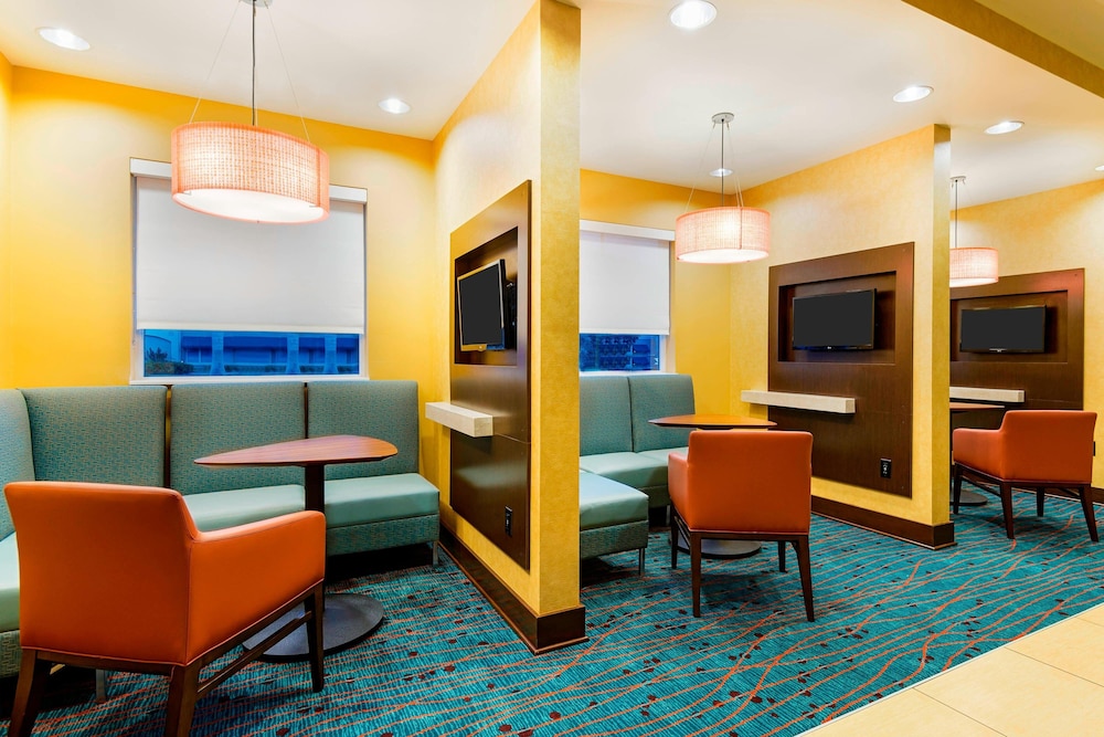 Residence Inn Fort Myers at I-75 and Gulf Coast Town Center 28/53