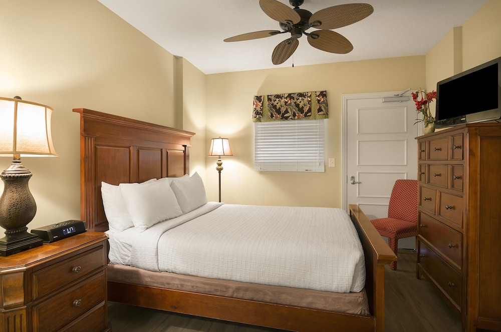 4 Bedrooms, Condo, Savannah, Luxury, Twin Beds, King Bed, 3 Queen Beds, Ocean Front, Sofa