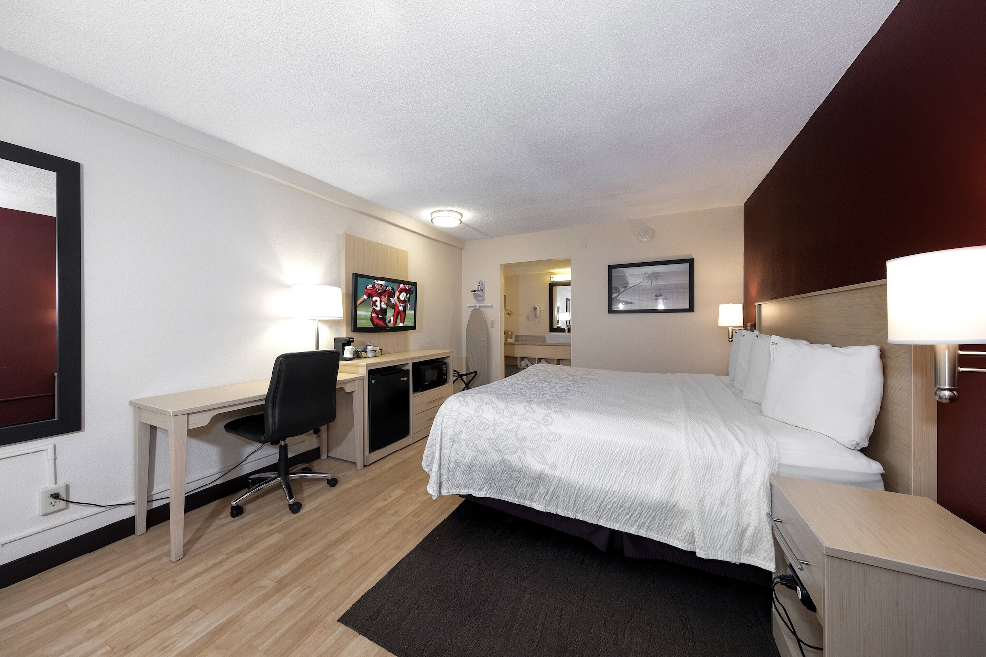 NON-SMOKING SUPERIOR 1 KING BED, MICRO-FRIDGE