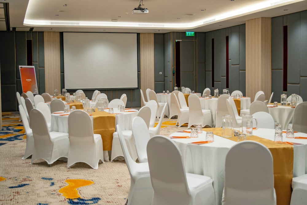 Harris Suites Fx Sudirman 36/49