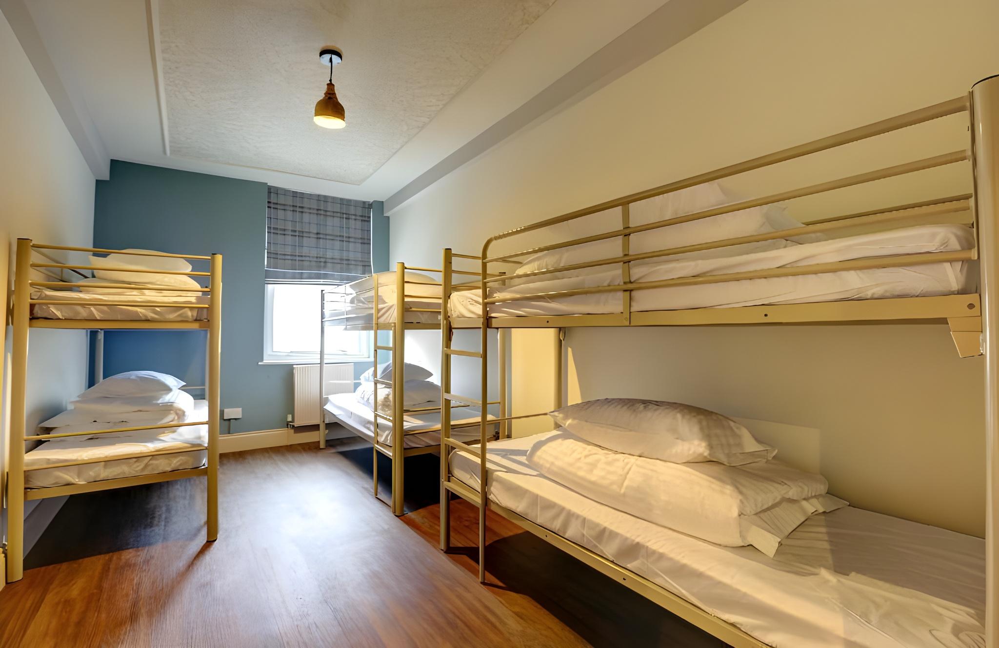Female Dorm, Female Only