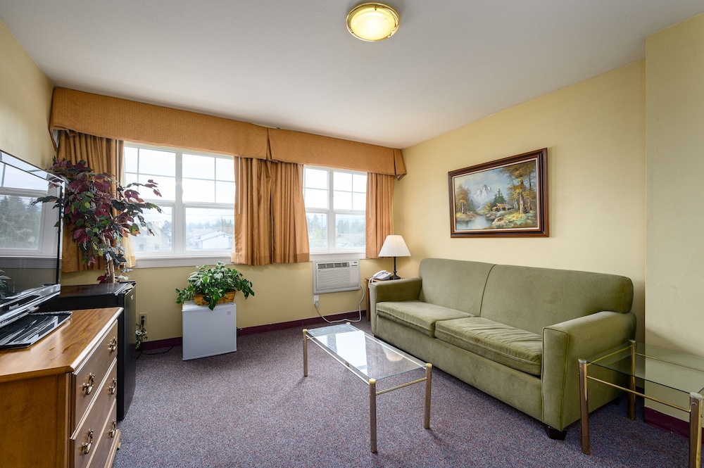 Three Rivers Inn 35/47