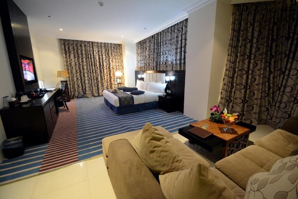 فندق ميلينيا العليا(Millennia Olaya Hotel) 63/79