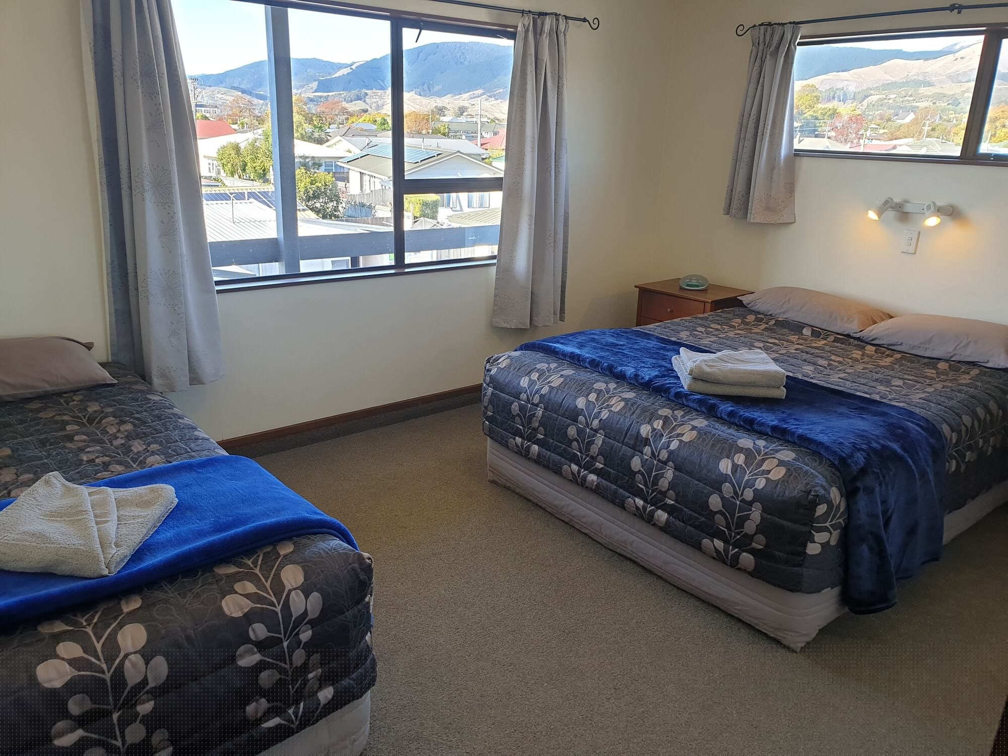 3 Bedrooms, Motel