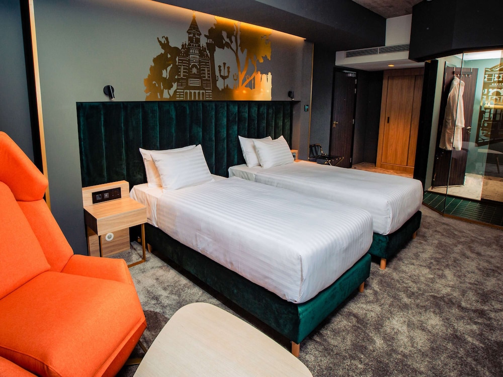 Mercure Timisoara 13/73