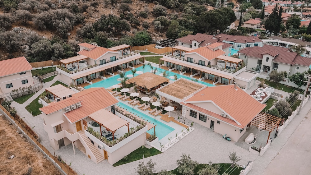 The Pearl Oludeniz 6/75