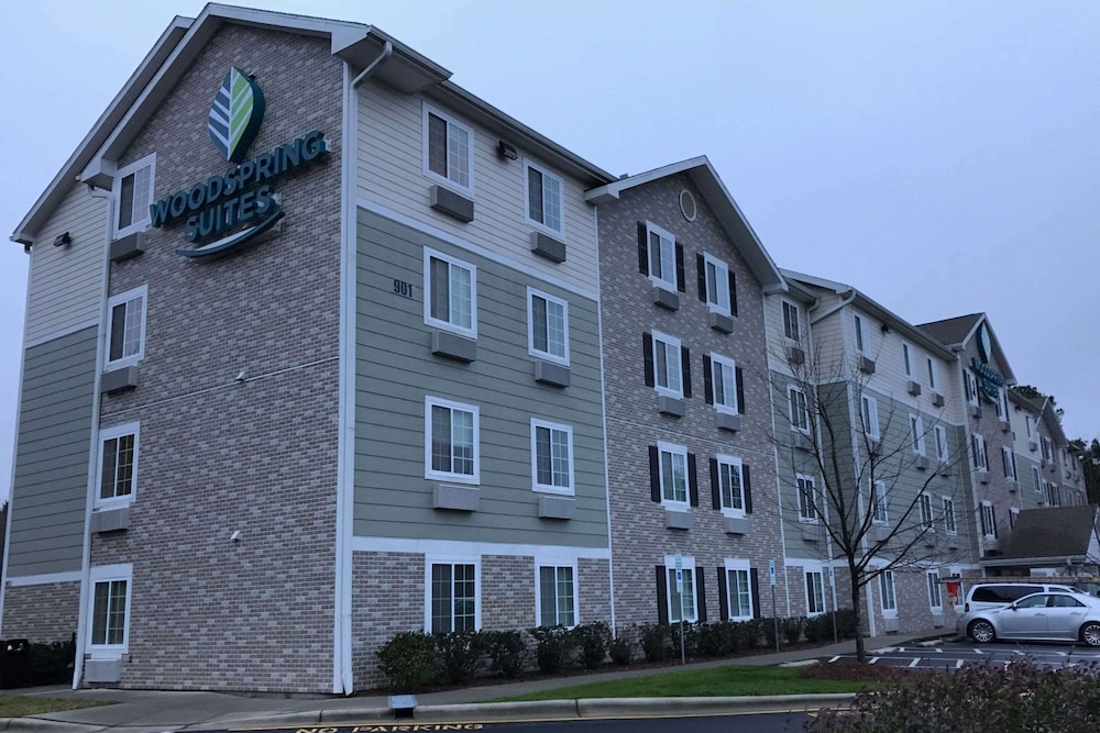 WoodSpring Suites Raleigh Apex 3/38