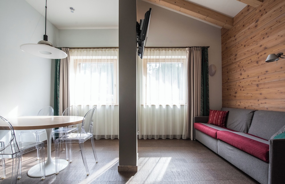 Residence Antares 56/81