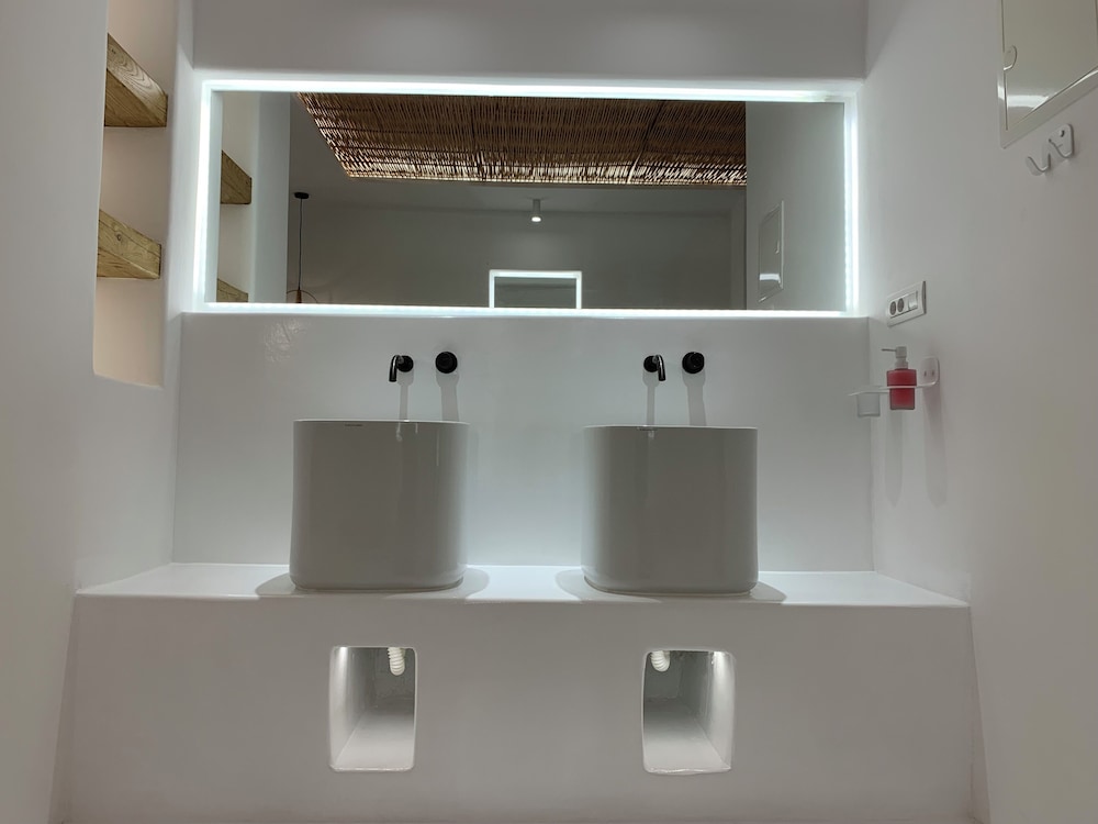 Yialos Ios Hotel 8/64