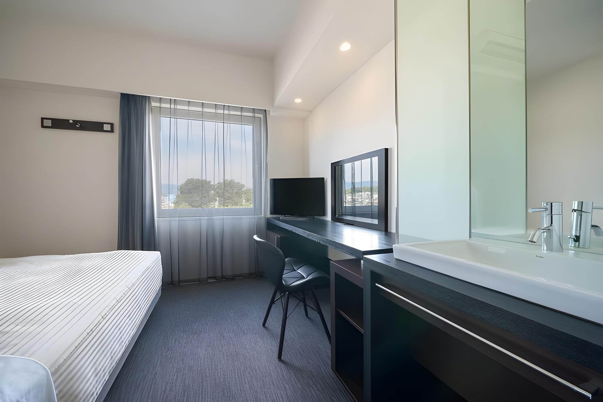 Semi Room, Standard, Semi Double Bed