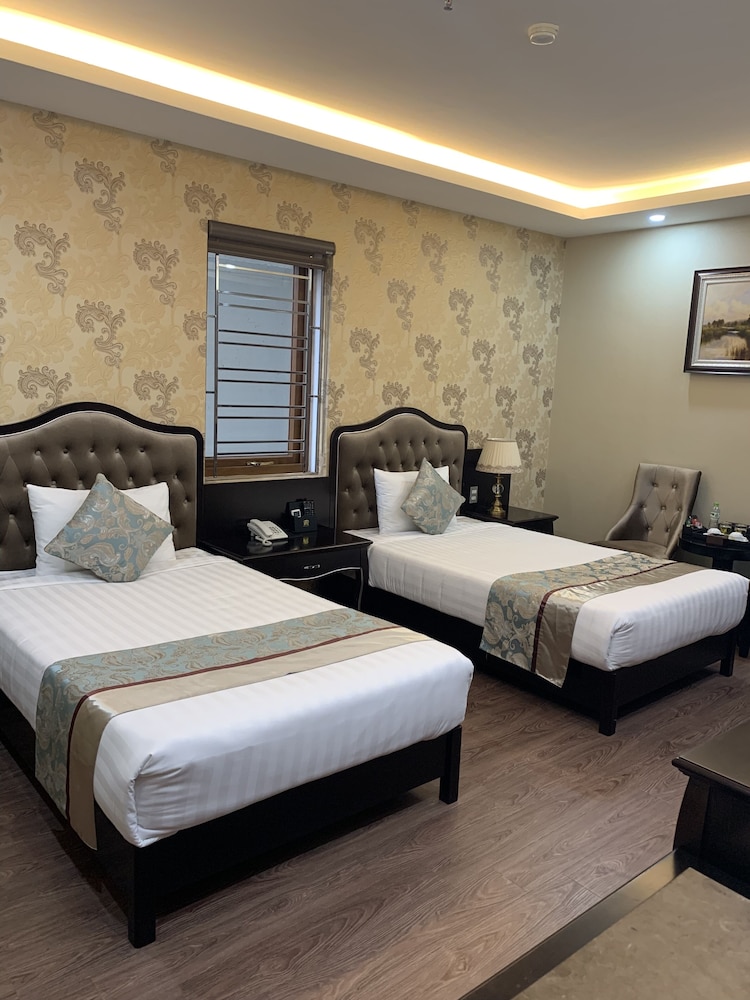 Phuc Anh Hotel 12/23
