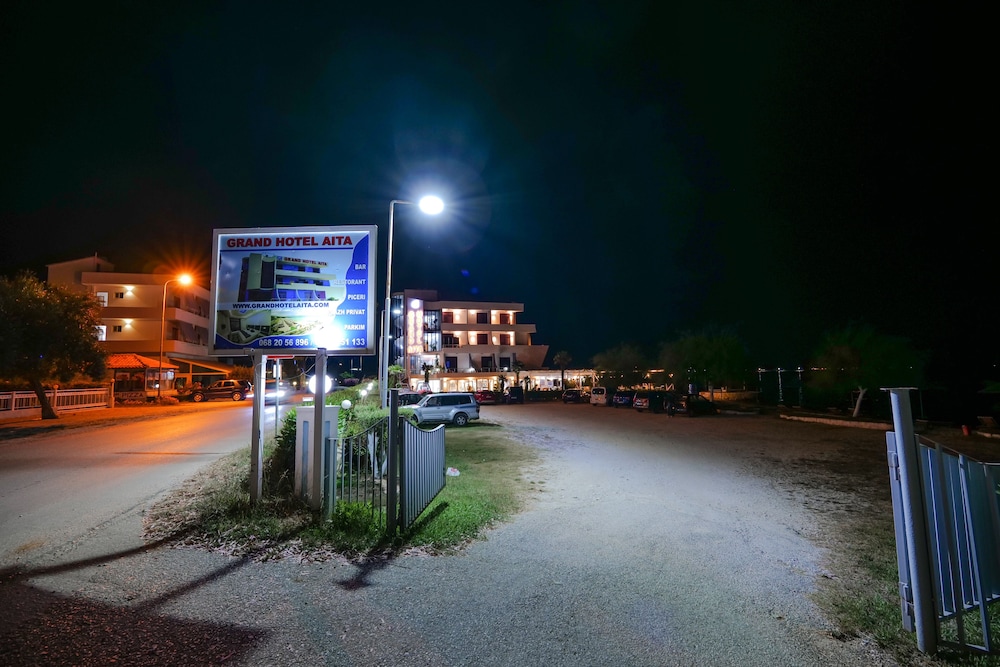 Grand Hotel Aita 43/49