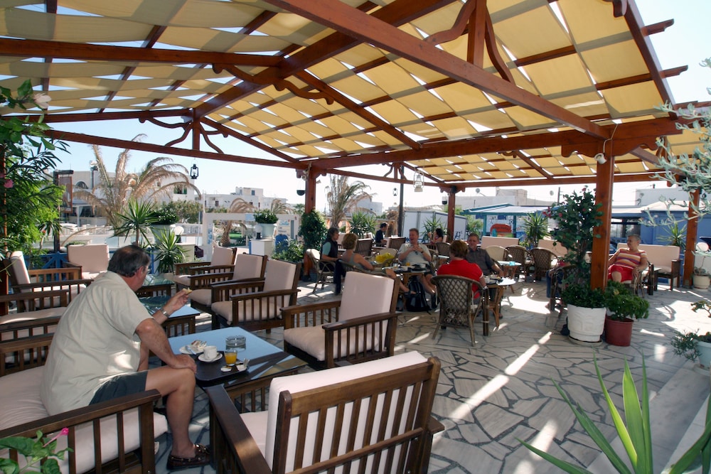 Akis Hotel 34/50